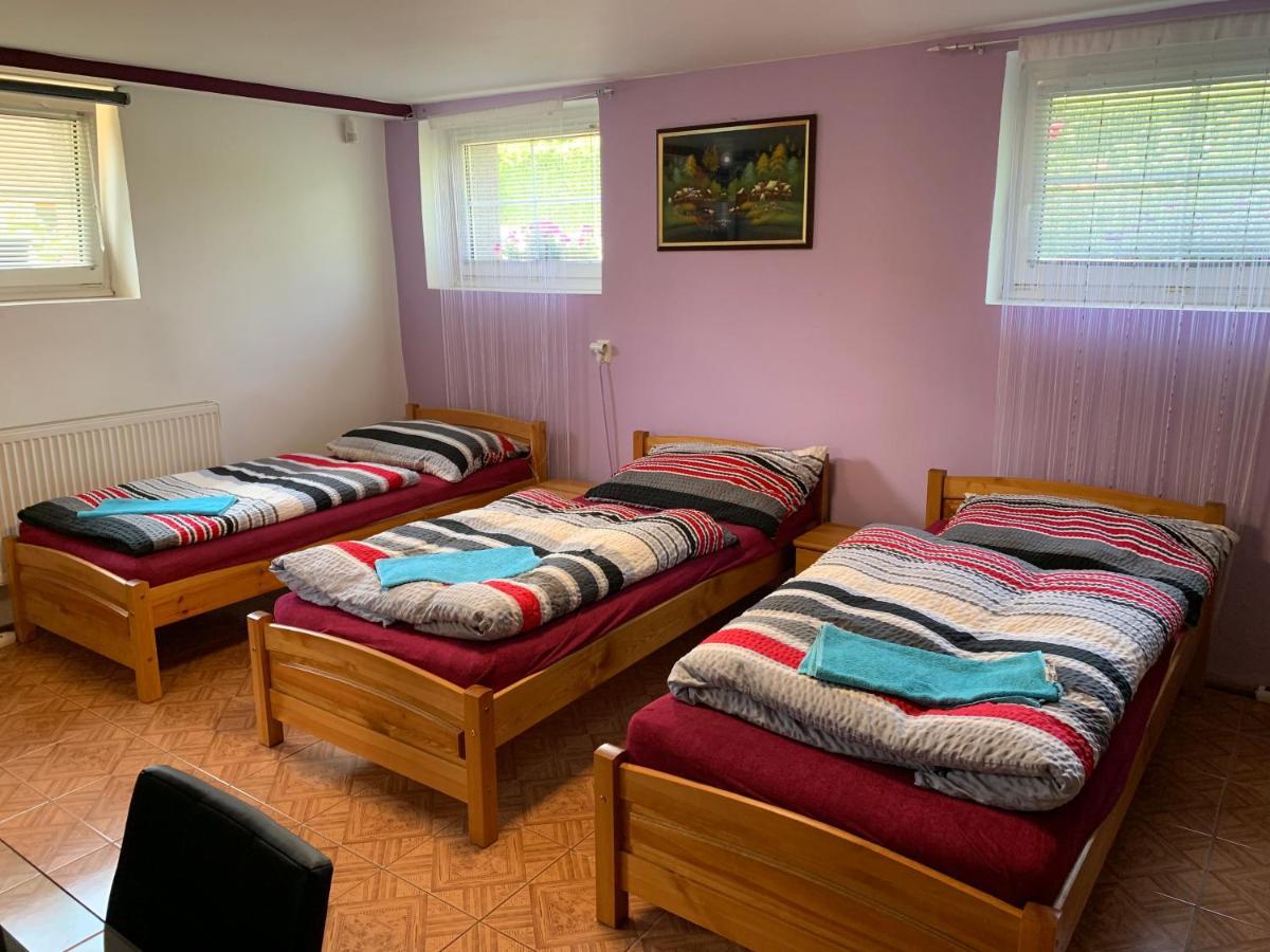 Pension Milada Klecany Buitenkant foto